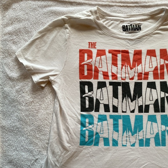 🌟DC COMICS- THE BATMAN: Juniors size T-Shirt Sz XL - Picture 2 of 7